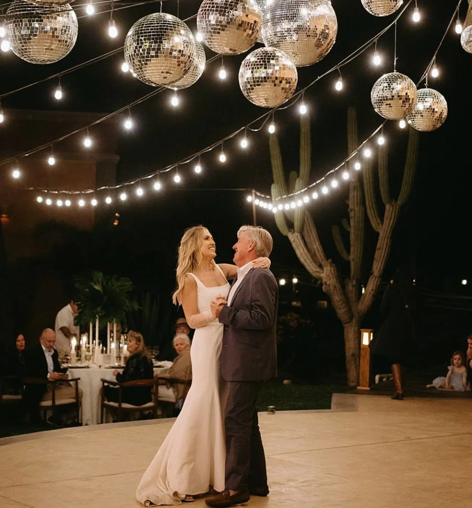 Moonlight wedding dance Todos Santos Outdoor wedding venue in Baja California - Todos Santos Resort